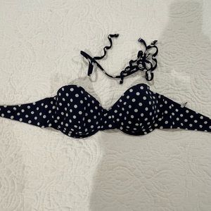 Strapless bikini top